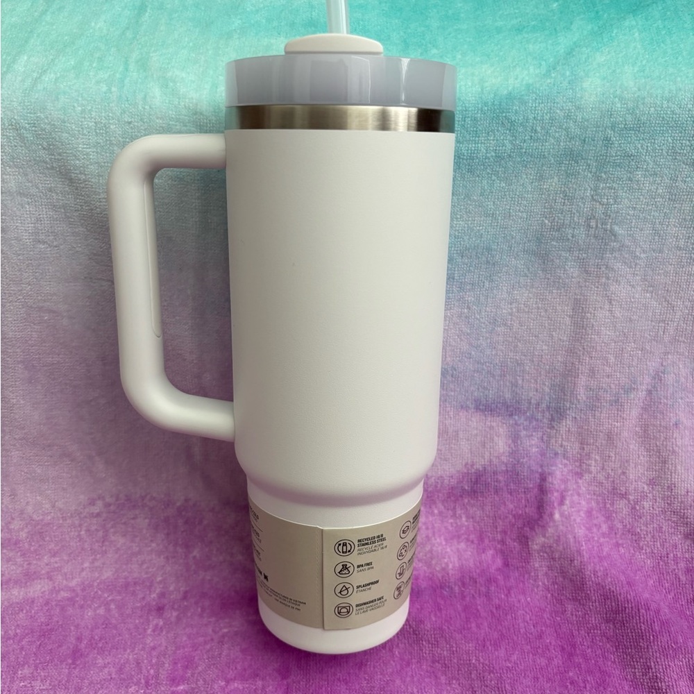 Stanley Frost White Tumbler - Picture 2 of 6